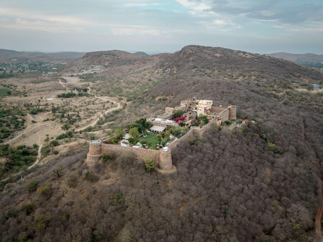 Ramathra Fort Hotell Sapotra Exteriör bild